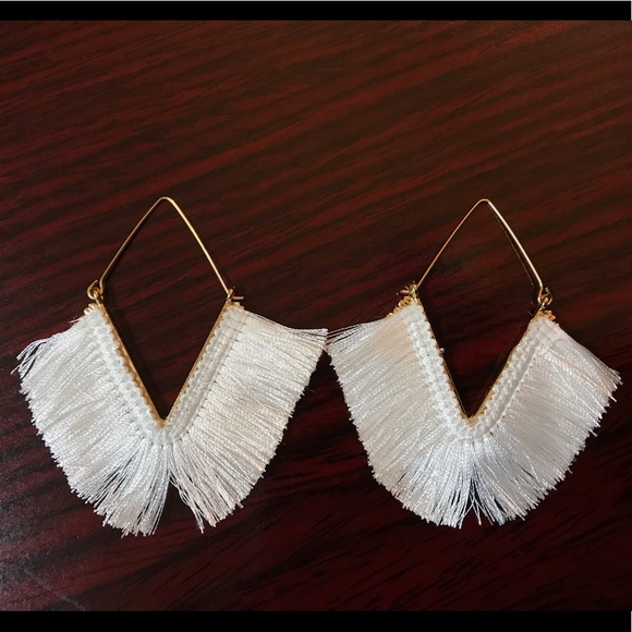 Lovely Triangular Tassel Earrings! - Picture 9 of 11